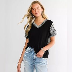 BKE Raw Edge Pieced Top Size L